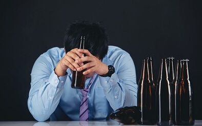 How to stop drinking alcohol yourself